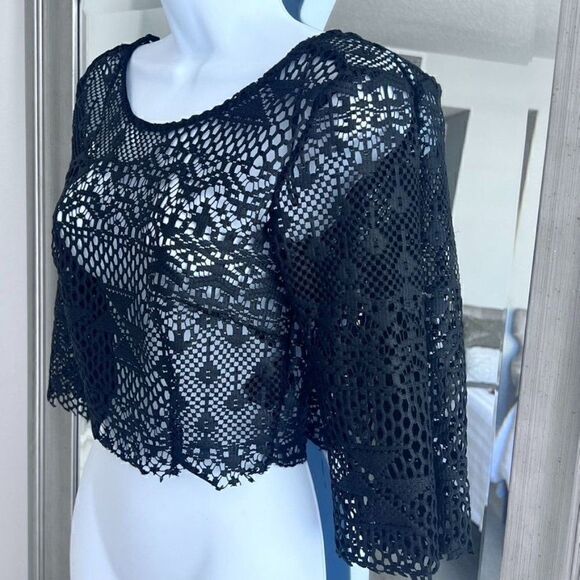 H&M Long Sleeve Lace Crop Top Color Black Size 4 - Picture 3 of 7